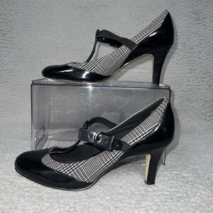 Circa Joan David Heels Women's Sz 8.5 Black Patent Houndstooth T Strap Sandals
